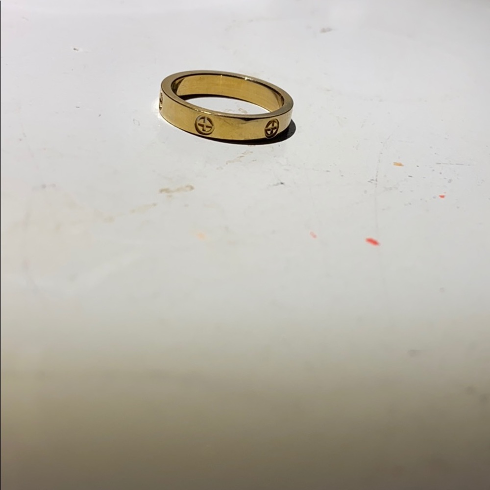 gold ring